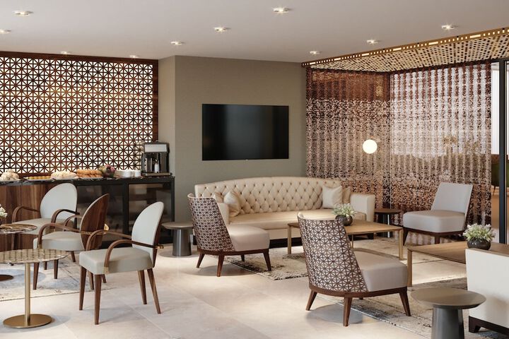 Lounge 22 of 31