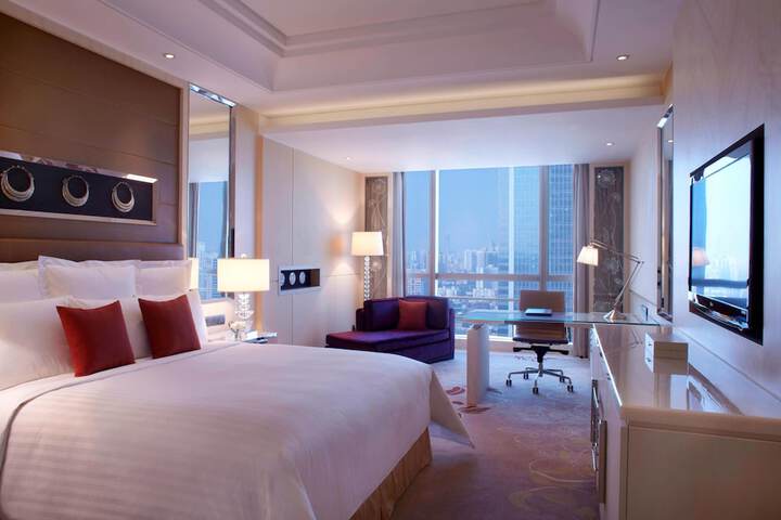 Room 14 of 55