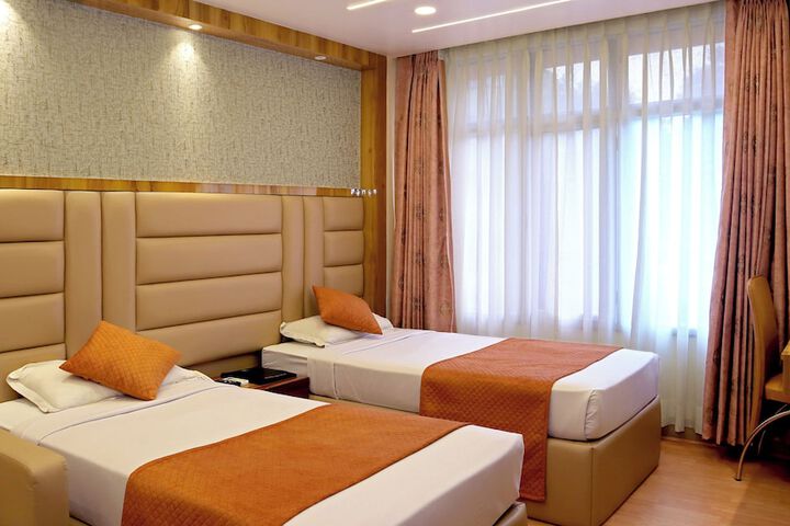 Room 14 of 70