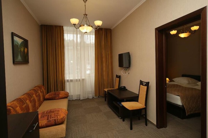 Room 18 of 75