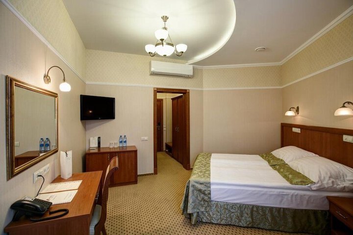 Room 19 of 41