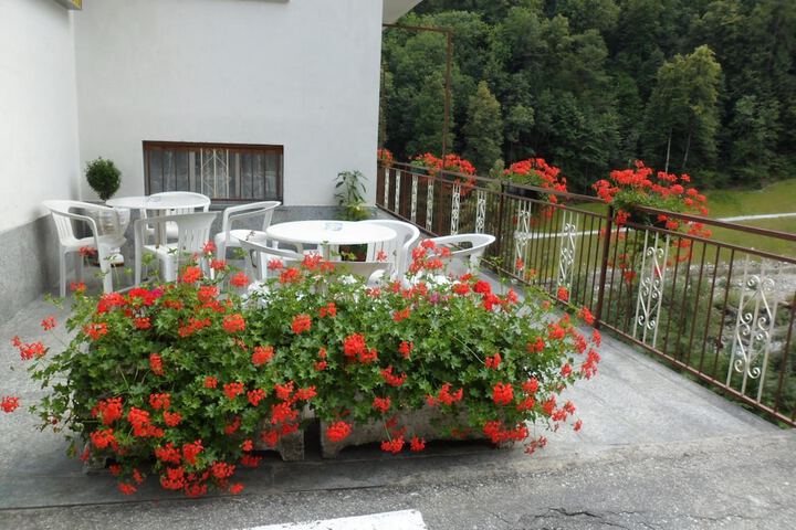 Terrace/Patio 18 of 42