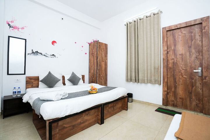 Room 21 of 52