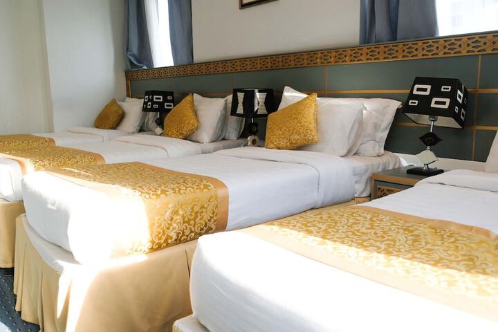 Room 15 of 26
