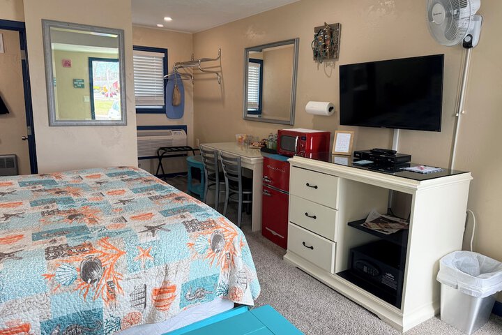 Room 15 of 35