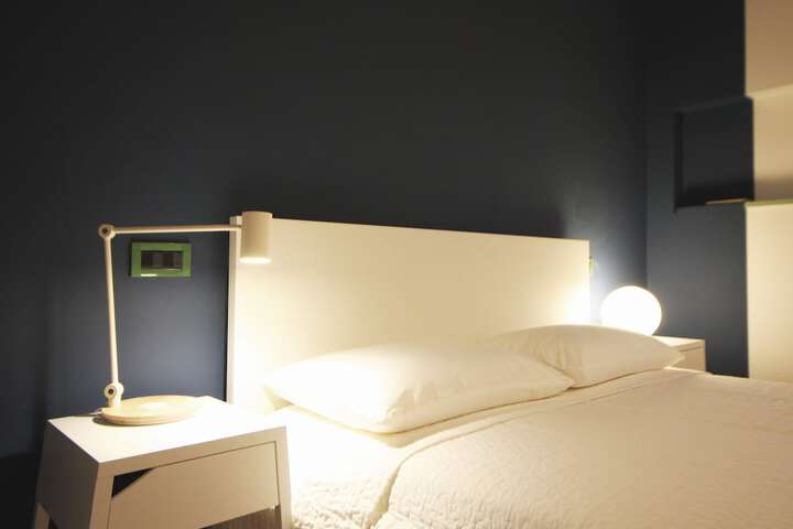 Room 10 of 13