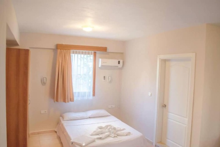 Room 4 of 23