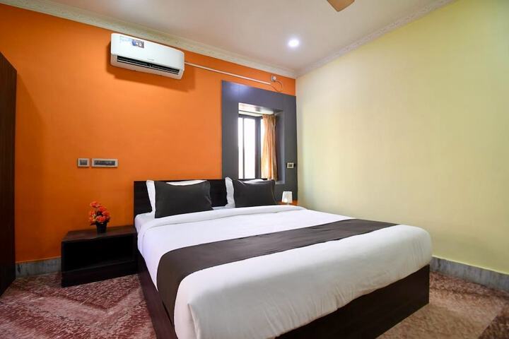 Room 4 of 14
