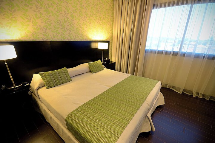 Room 9 of 41