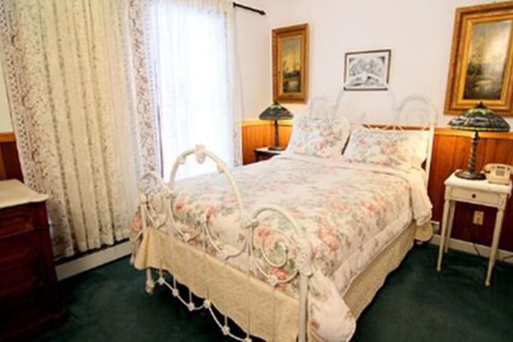 Room 15 of 99