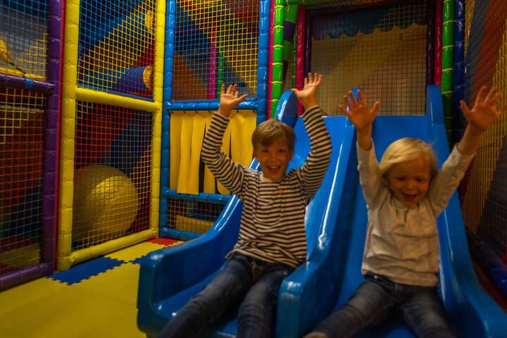 Childrens Activities 164 of 212