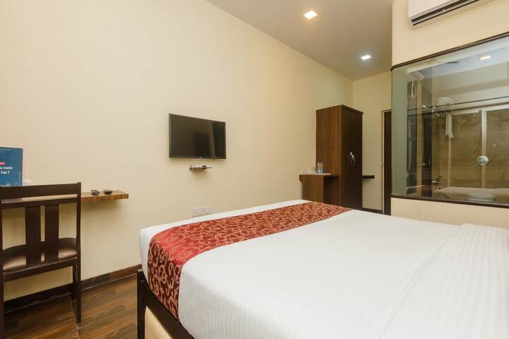 Room 8 of 22