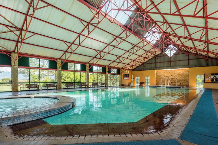 Pool 140 of 197