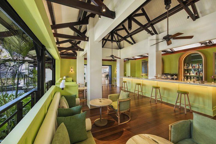 Hotel Interior 4 of 228