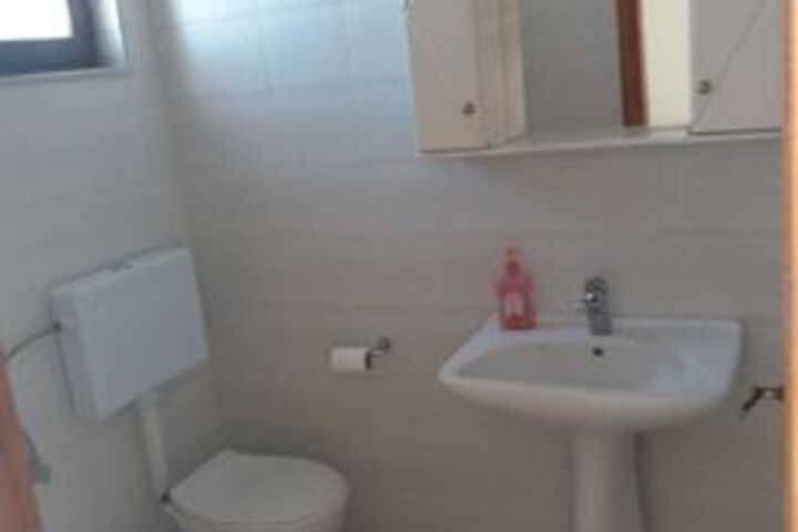Room 3 of 13