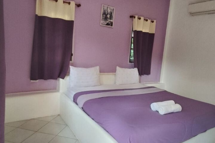 Room 15 of 48