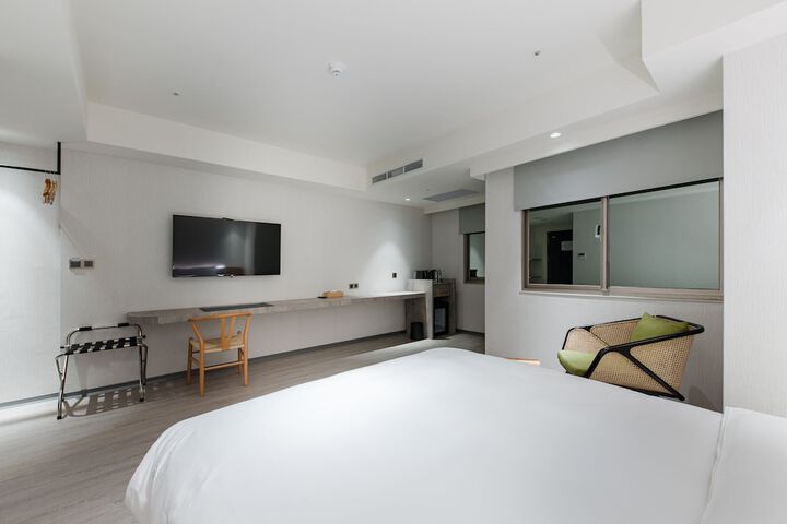 Room 26 of 50