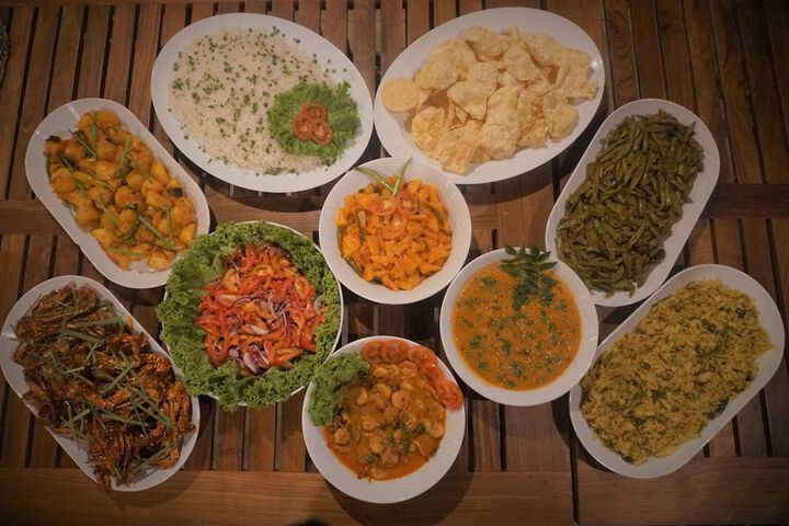 Dining 86 of 109