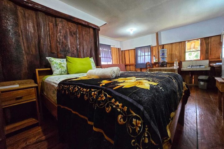 Room 4 of 53