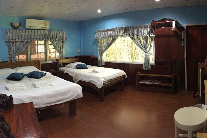 Room 8 of 37