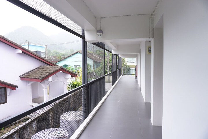 Terrace/Patio 26 of 32