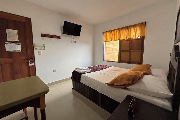 Room 14 of 78