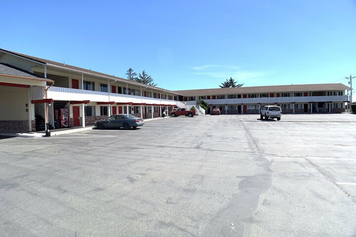 Property Grounds 23 of 27