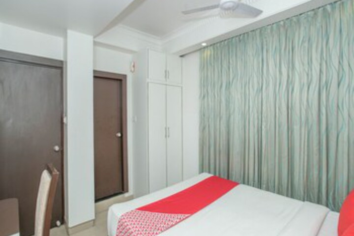 Room 15 of 31