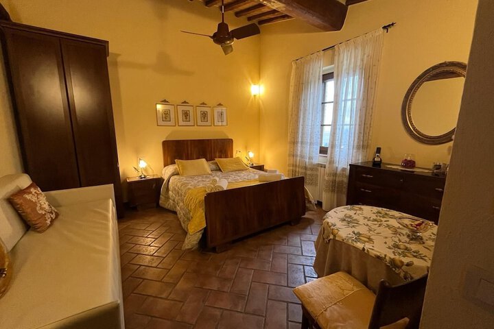 Room 7 of 29