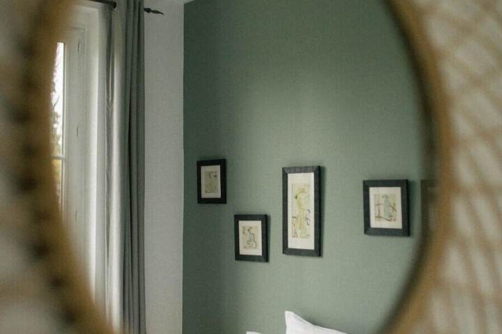 Room 18 of 50