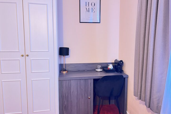 Room 21 of 58
