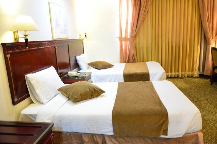 Room 14 of 31