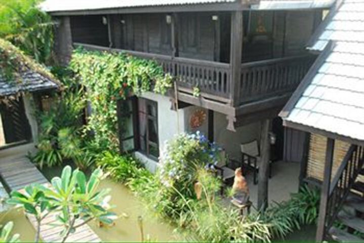 Hotel Entry