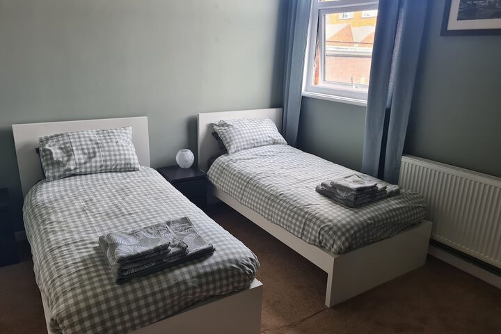 Room 8 of 24
