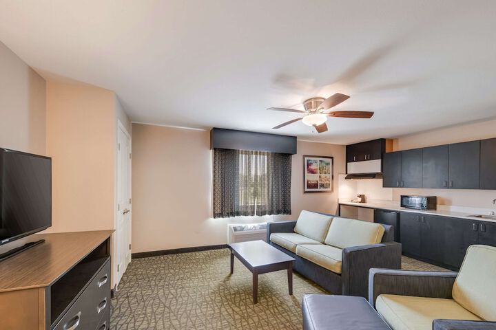 Room 25 of 41