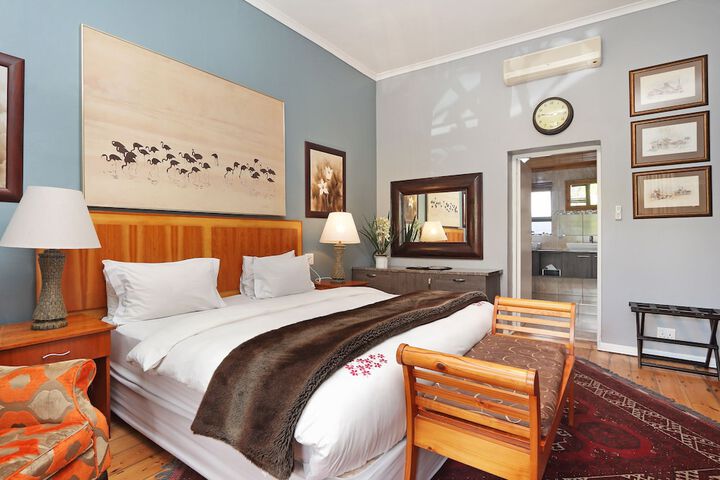 Room 14 of 80