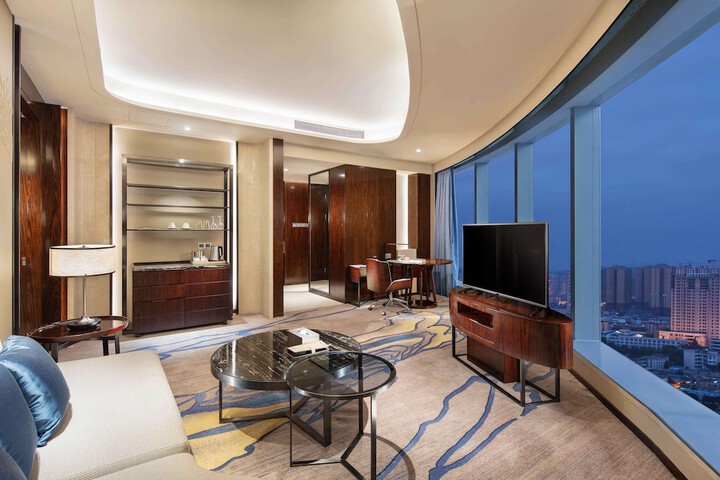 Room 13 of 58