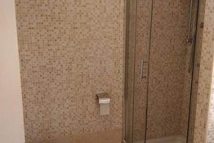Room 2 of 24