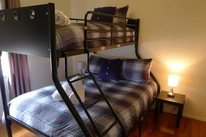 Room 2 of 11