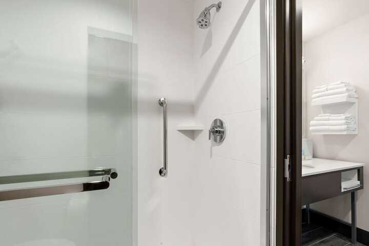 Bathroom shower