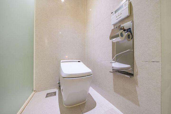 Room 5 of 21