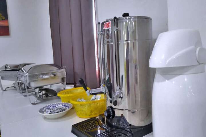Breakfast/Coffee Service 46 of 65