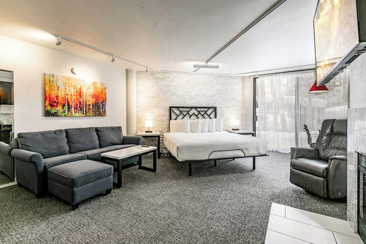 Room 40 of 331