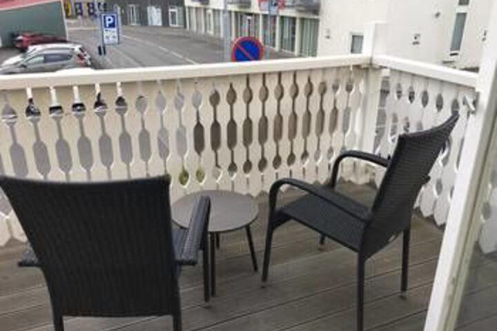 Terrace/Patio 2 of 49