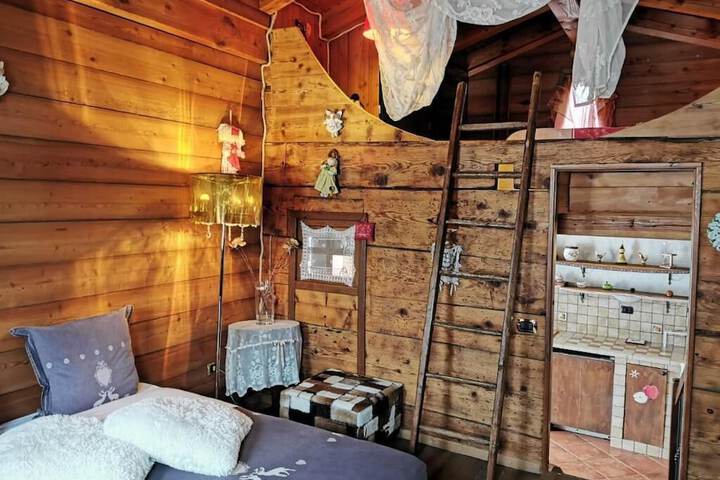 Room 6 of 37