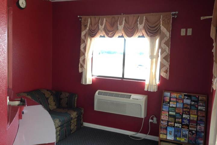 Hotel Interior 3 of 28