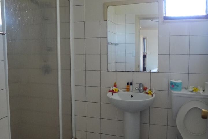 Room 35 of 69