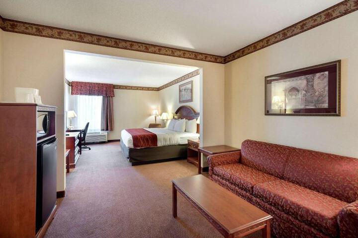 2 Double Beds (2 of 7)