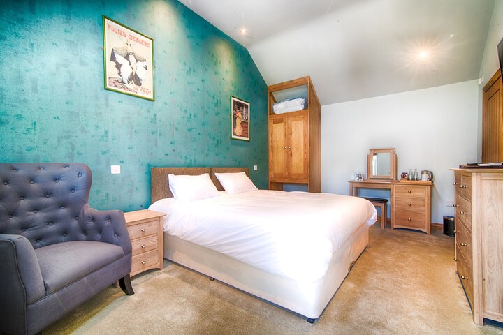 Room 6 of 31