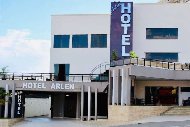 Arlen Hotel